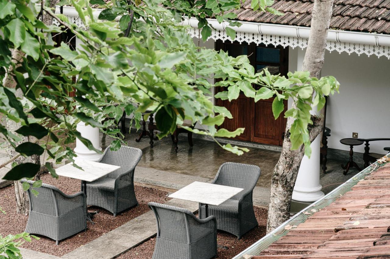 Maniumpathy Hotel Colombo Luaran gambar