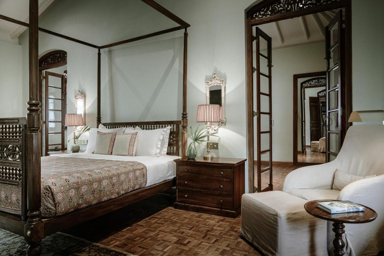 Maniumpathy Hotel Colombo Luaran gambar